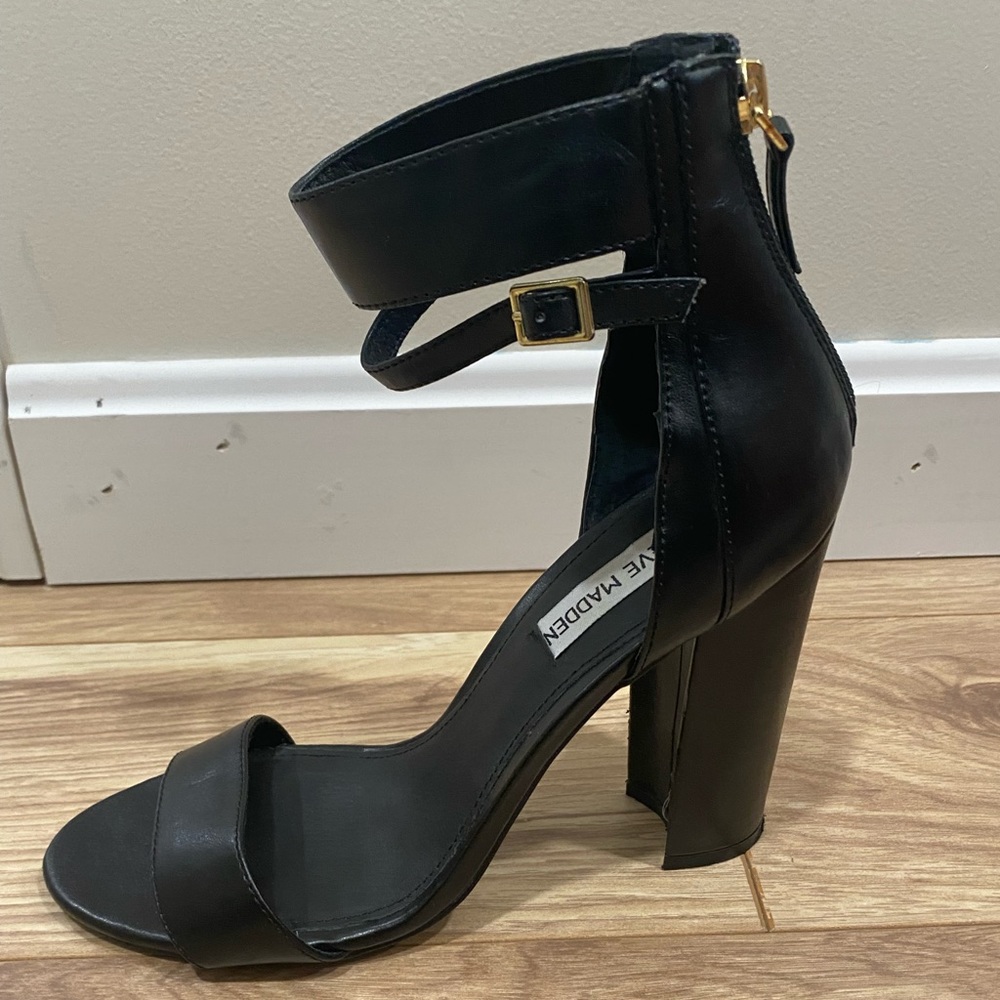 Steve Madden black heels. Size 8.